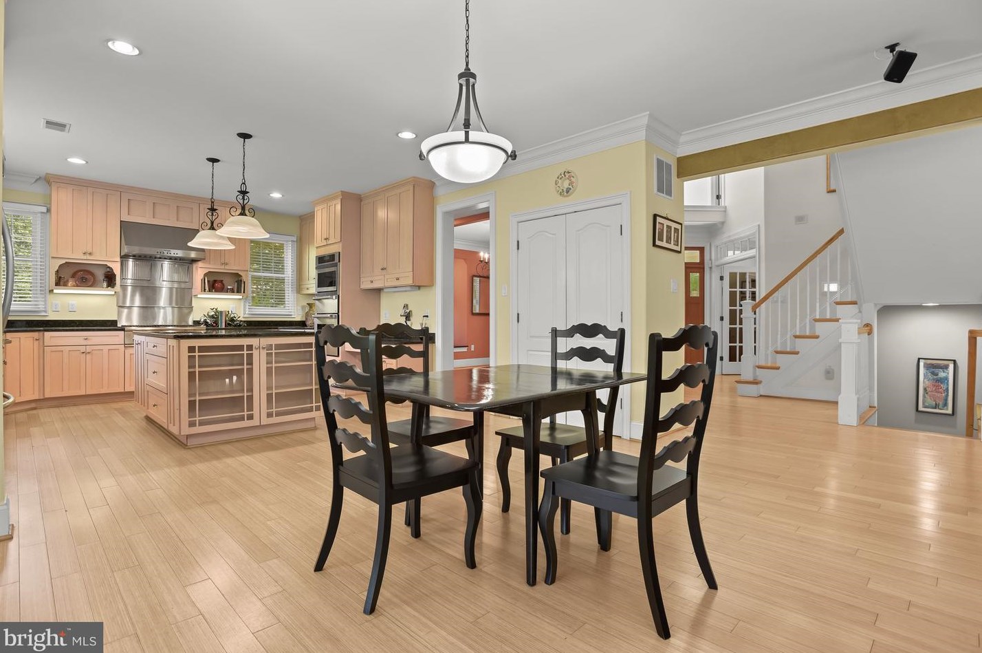 883 Oella Ave, Ellicott MD 21043-4729 exterior