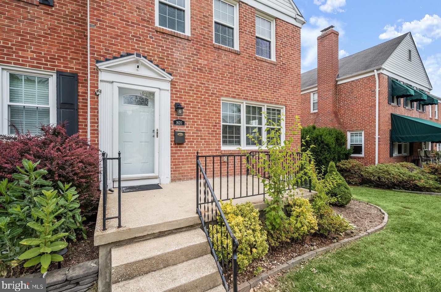 1620 Feldbrook Rd, Baltimore MD  21286-8318 exterior