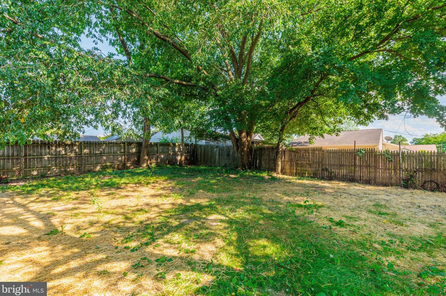 5 Contact Ct, Baltimore MD 21220-3513 exterior