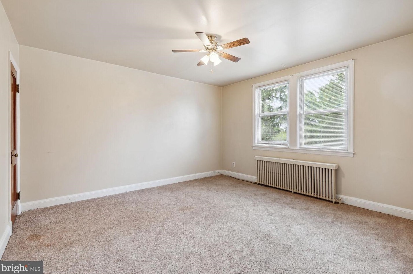 902 Elm Ridge Ave, Baltimore MD  21229-4837 exterior