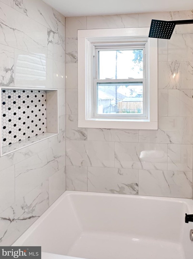 229 Ashwood Rd, Baltimore MD  21222-2302 exterior