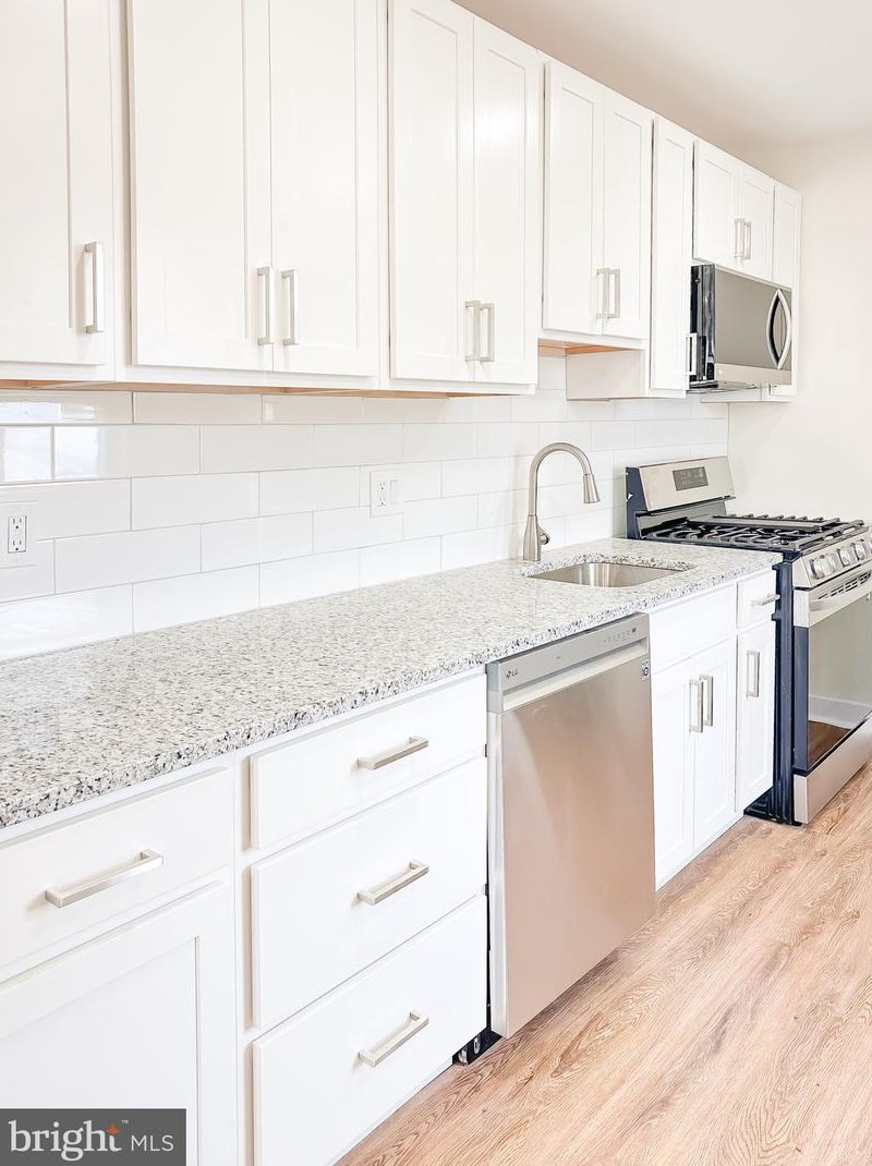 229 Ashwood Rd, Baltimore MD  21222-2302 exterior