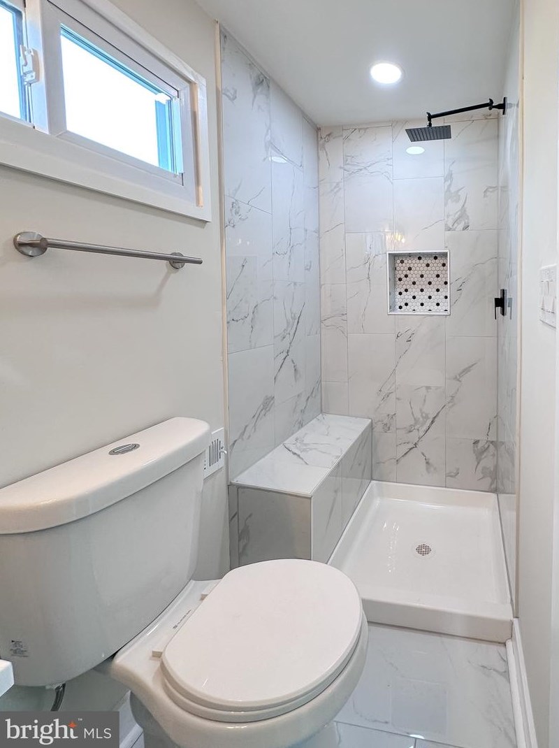 229 Ashwood Rd, Baltimore MD  21222-2302 exterior