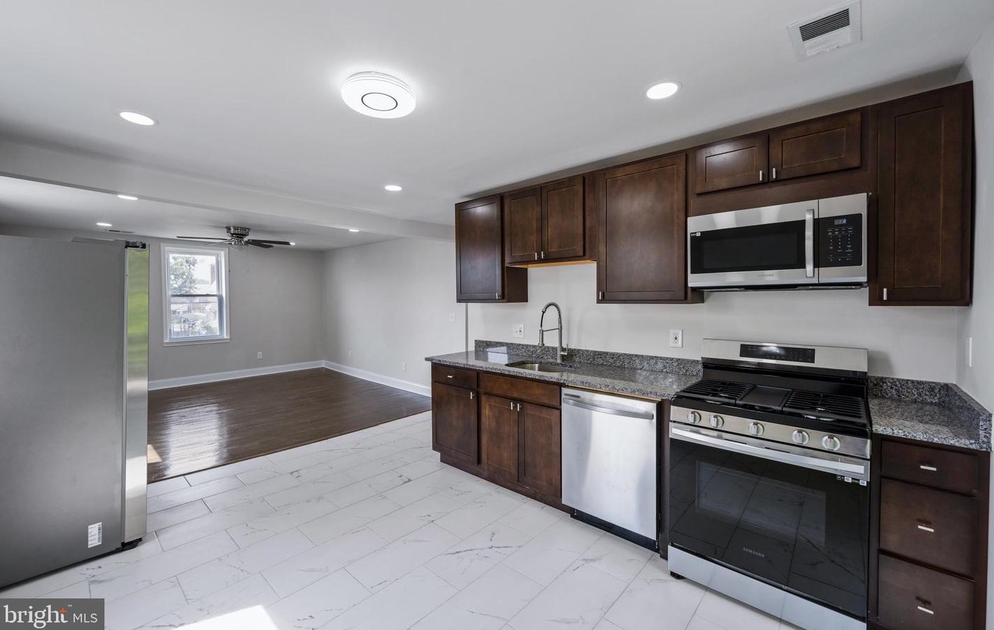 707 Norris Ln, Baltimore MD  21221-2140 exterior