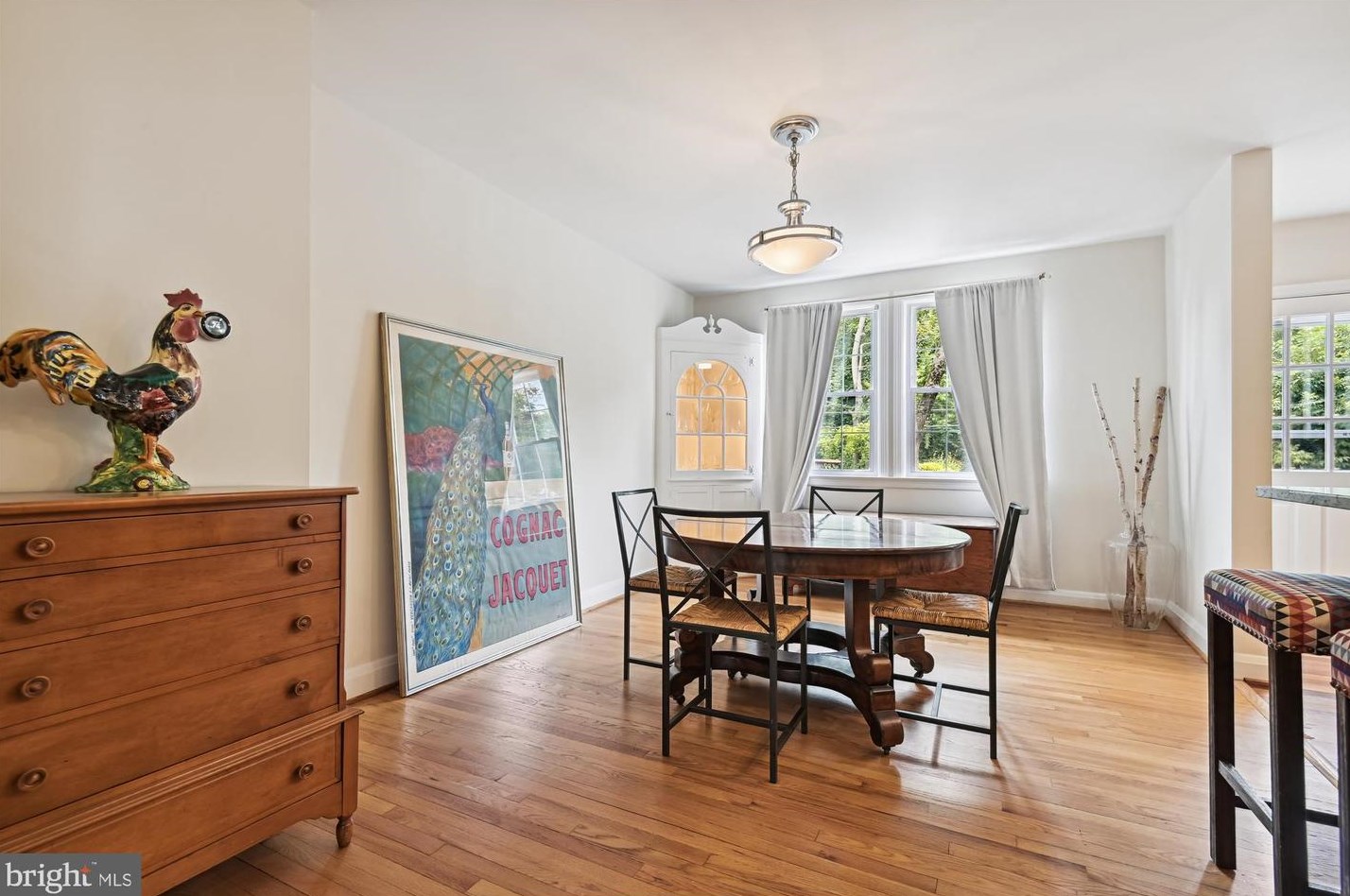 209 Gaywood Rd, Baltimore MD  21212-1710 exterior