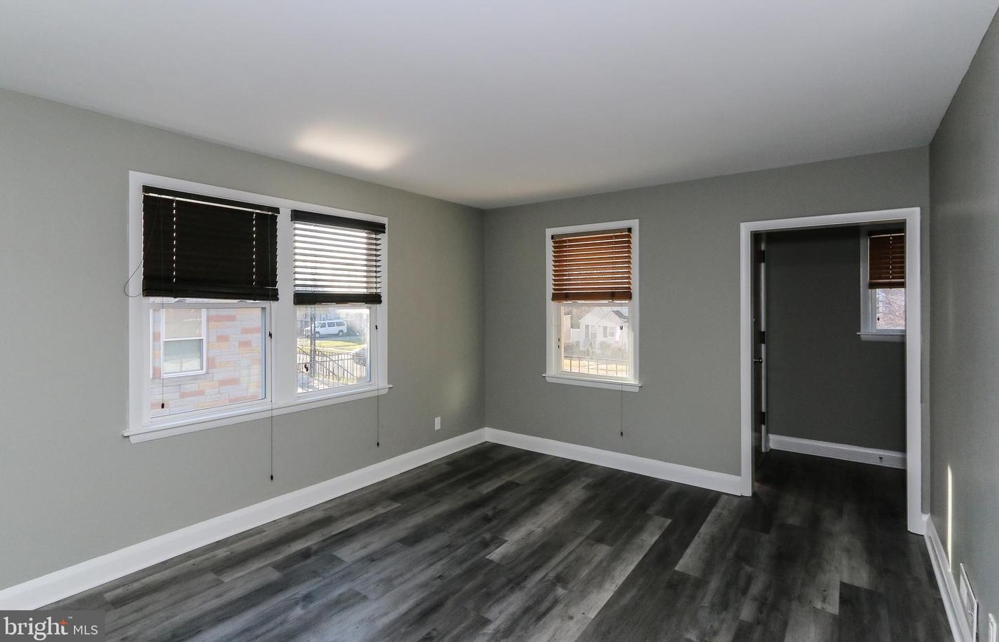 2502 Hillcrest Ave, Baltimore MD  21234-6241 exterior