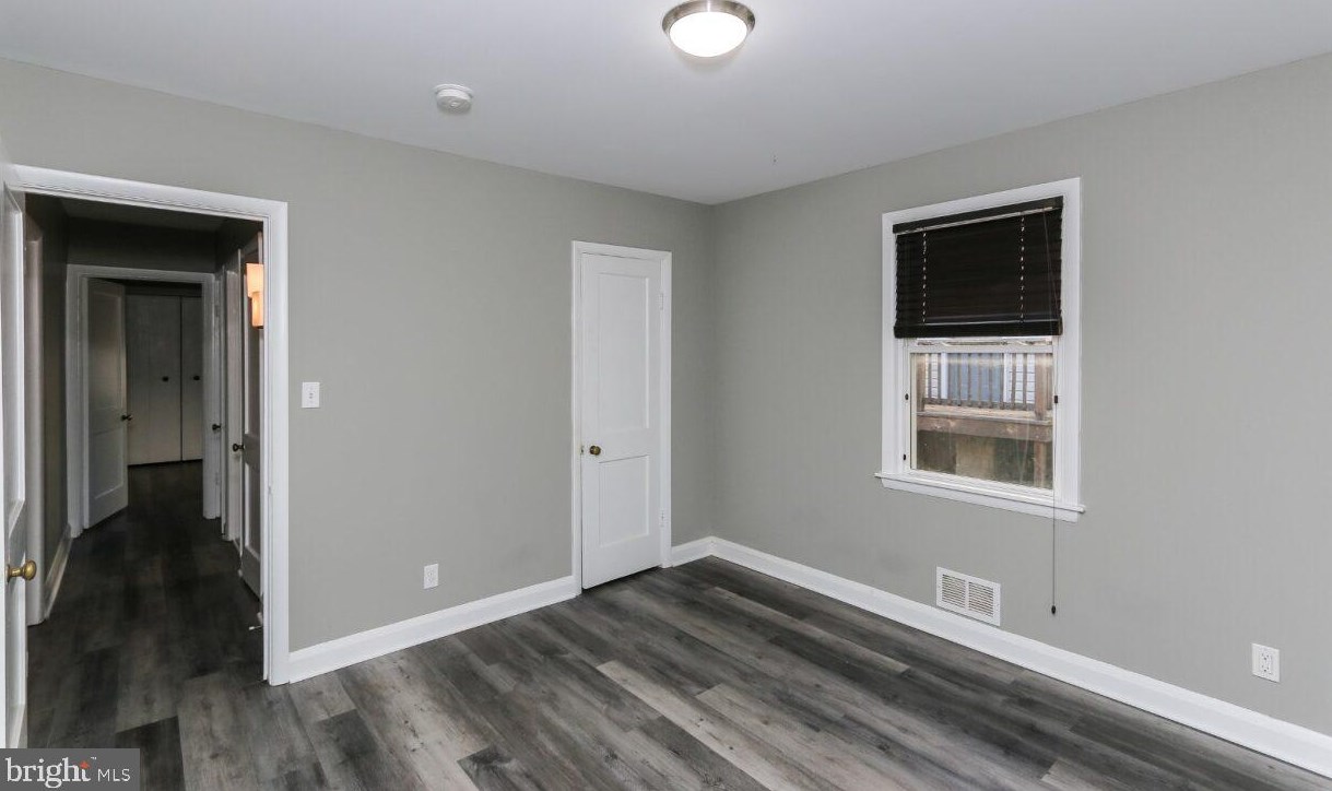 2502 Hillcrest Ave, Baltimore MD  21234-6241 exterior