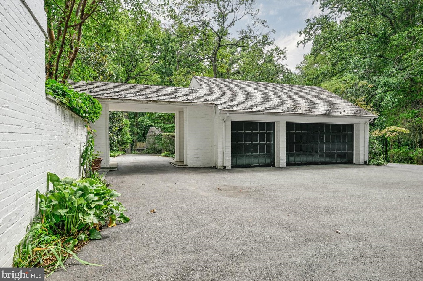 8410 Park Hts Ave, Baltimore MD 21215-6730 exterior