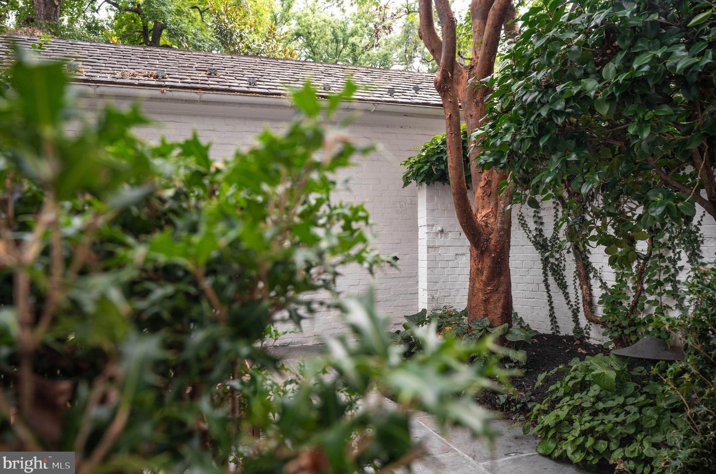 8410 Park Hts Ave, Baltimore MD 21215-6730 exterior