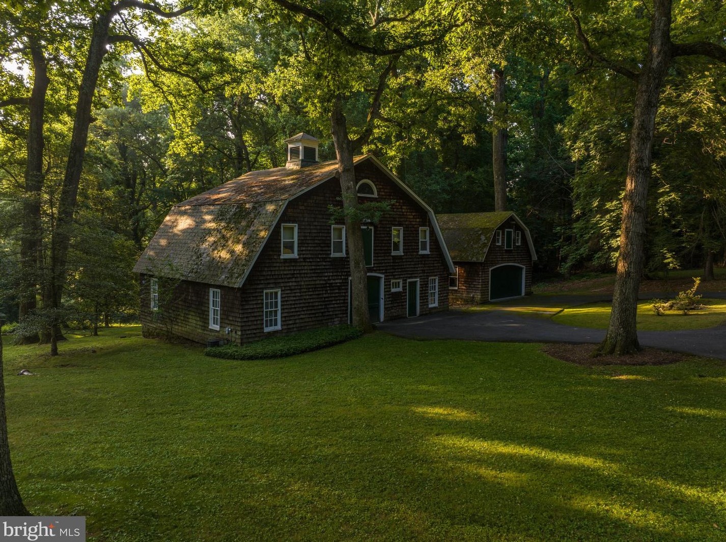 8410 Park Hts Ave, Baltimore MD 21215-6730 exterior