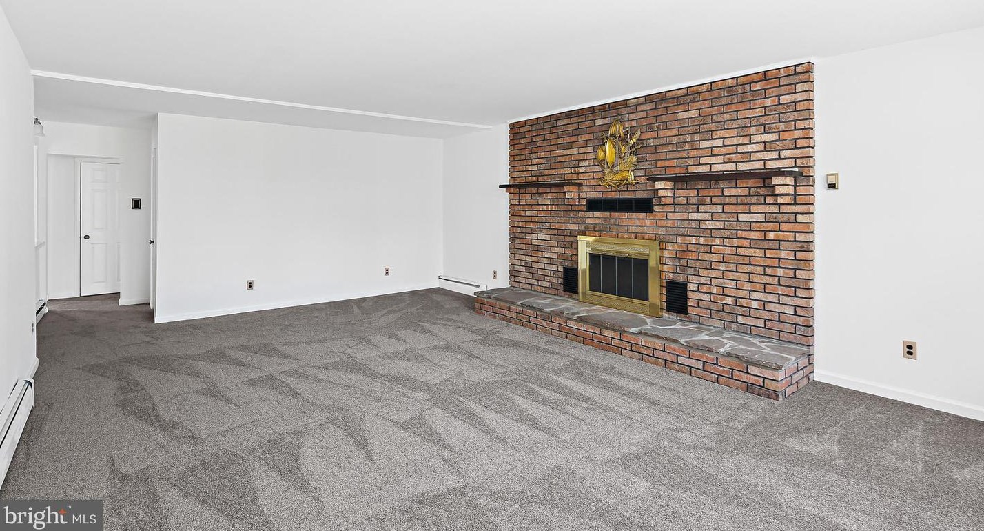 215 Riverton Rd, Baltimore MD 21220-4102 exterior