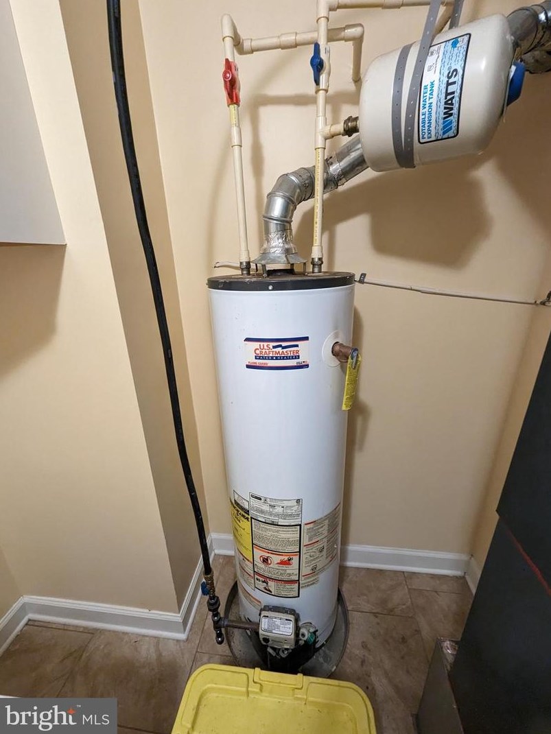 1679 Yakona Rd, Baltimore MD 21286-2348 exterior