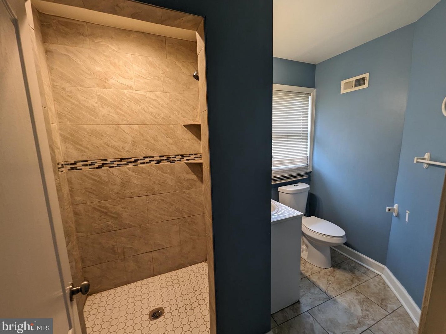 1679 Yakona Rd, Baltimore MD 21286-2348 exterior