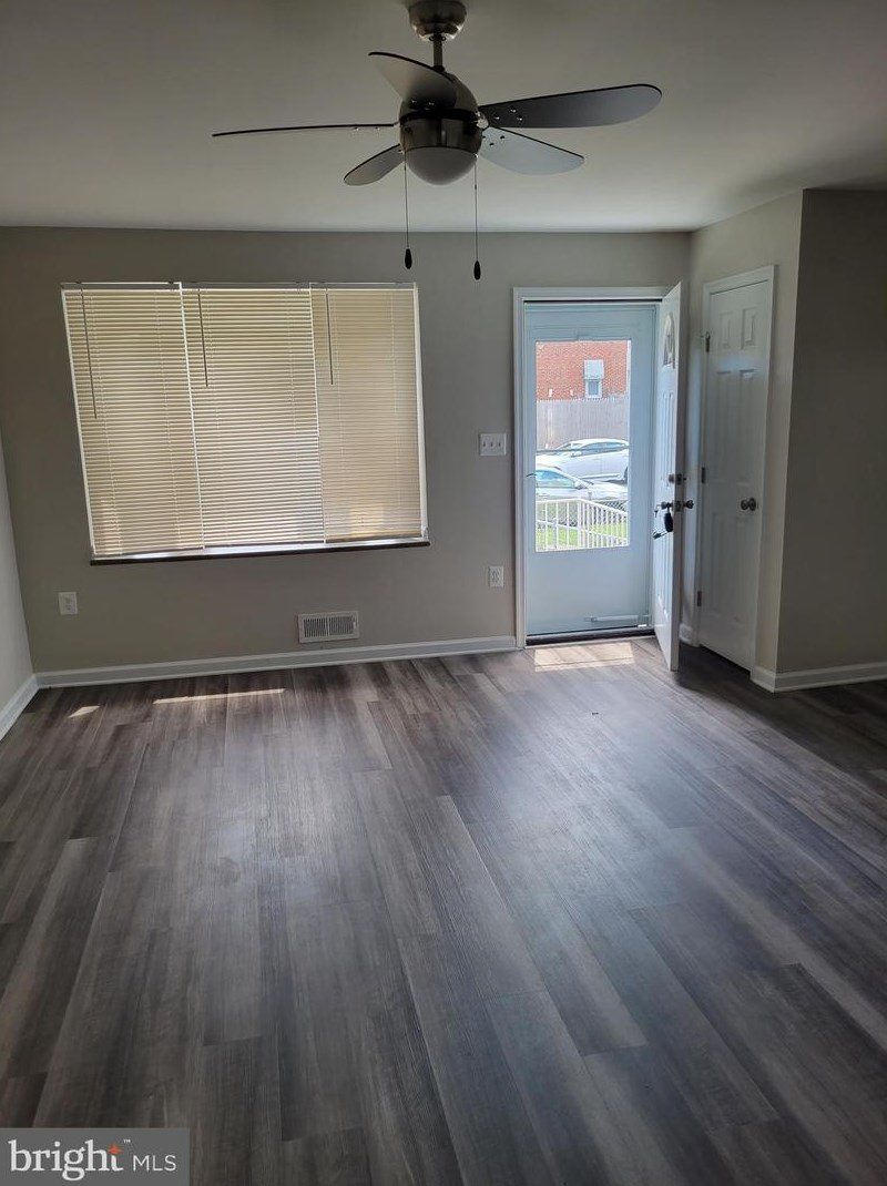 686 Middlesex Rd, Baltimore MD  21221-2124 exterior