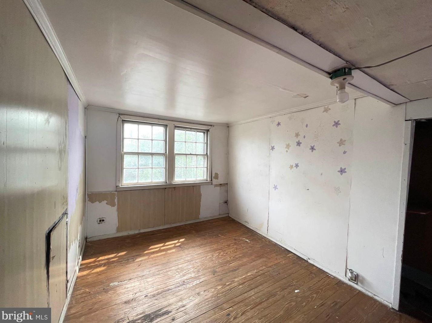 224 Chestnut St, Baltimore MD  21222-6158 exterior