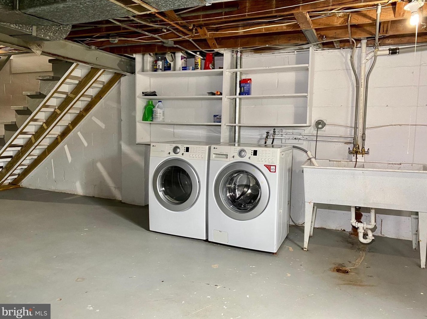 125 Marburth Ave, Baltimore MD  21286-1145 exterior