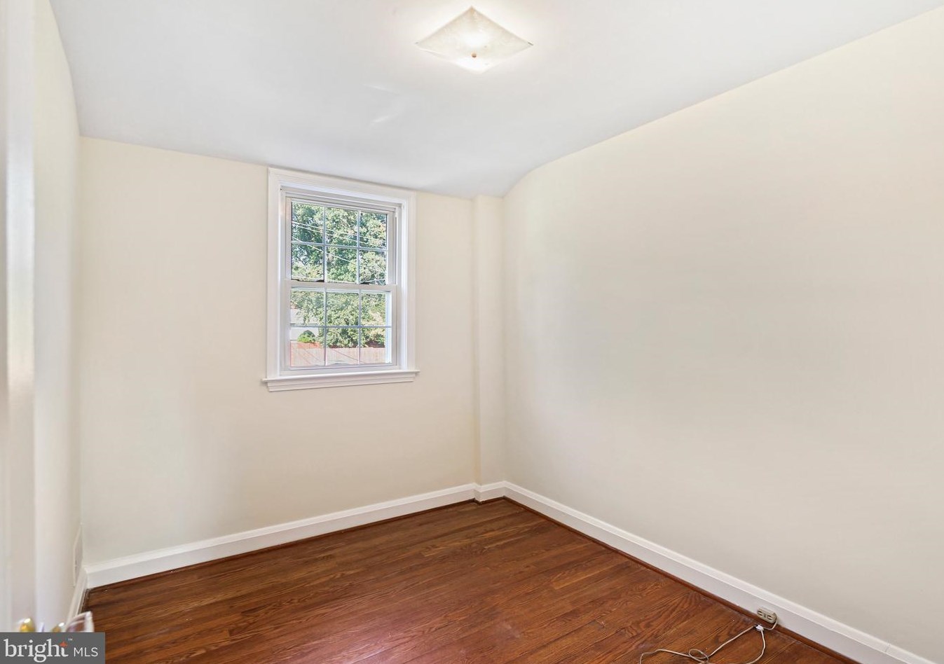 1606 Thetford Rd, Baltimore MD 21286-8130 exterior