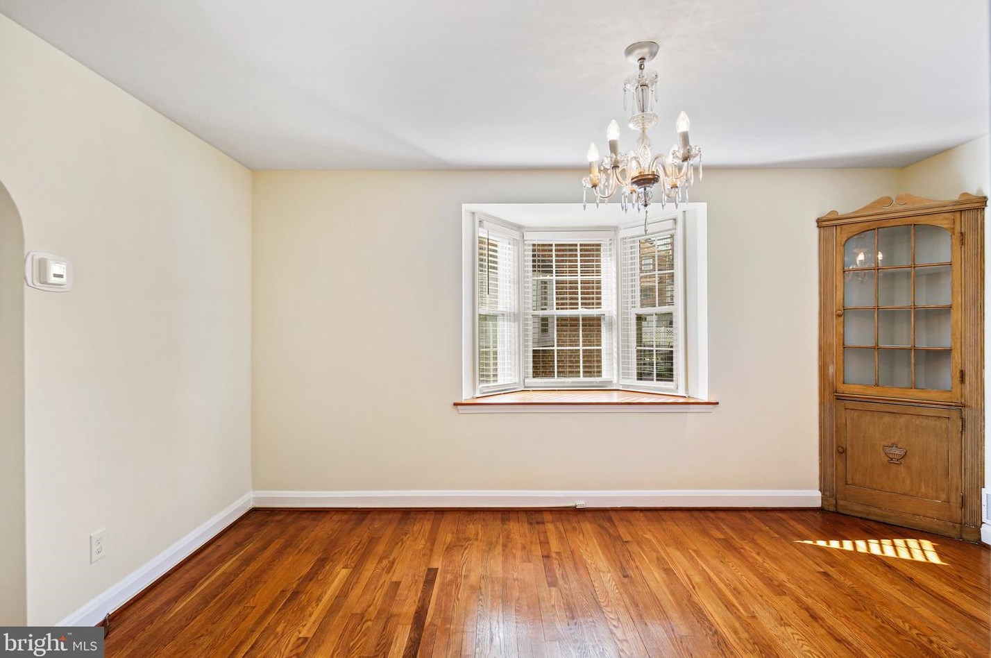 1606 Thetford Rd, Baltimore MD 21286-8130 exterior