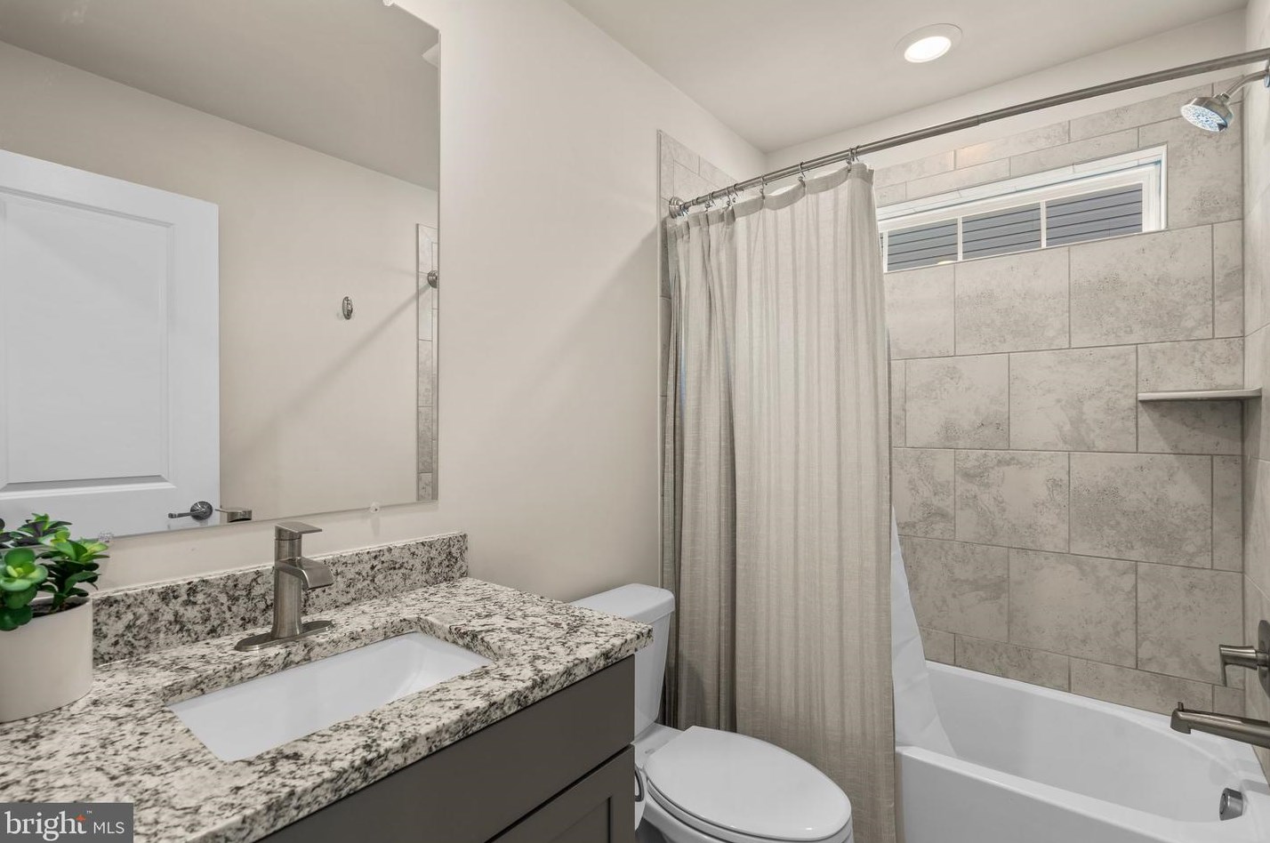 7872 Johnnycake Rd, Baltimore MD 21244-1220 exterior