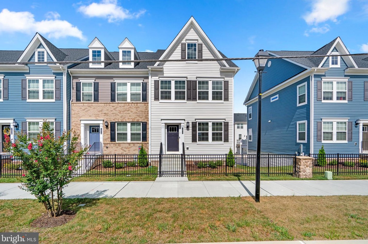 7872 Johnnycake Rd, Baltimore MD 21244-1220 exterior