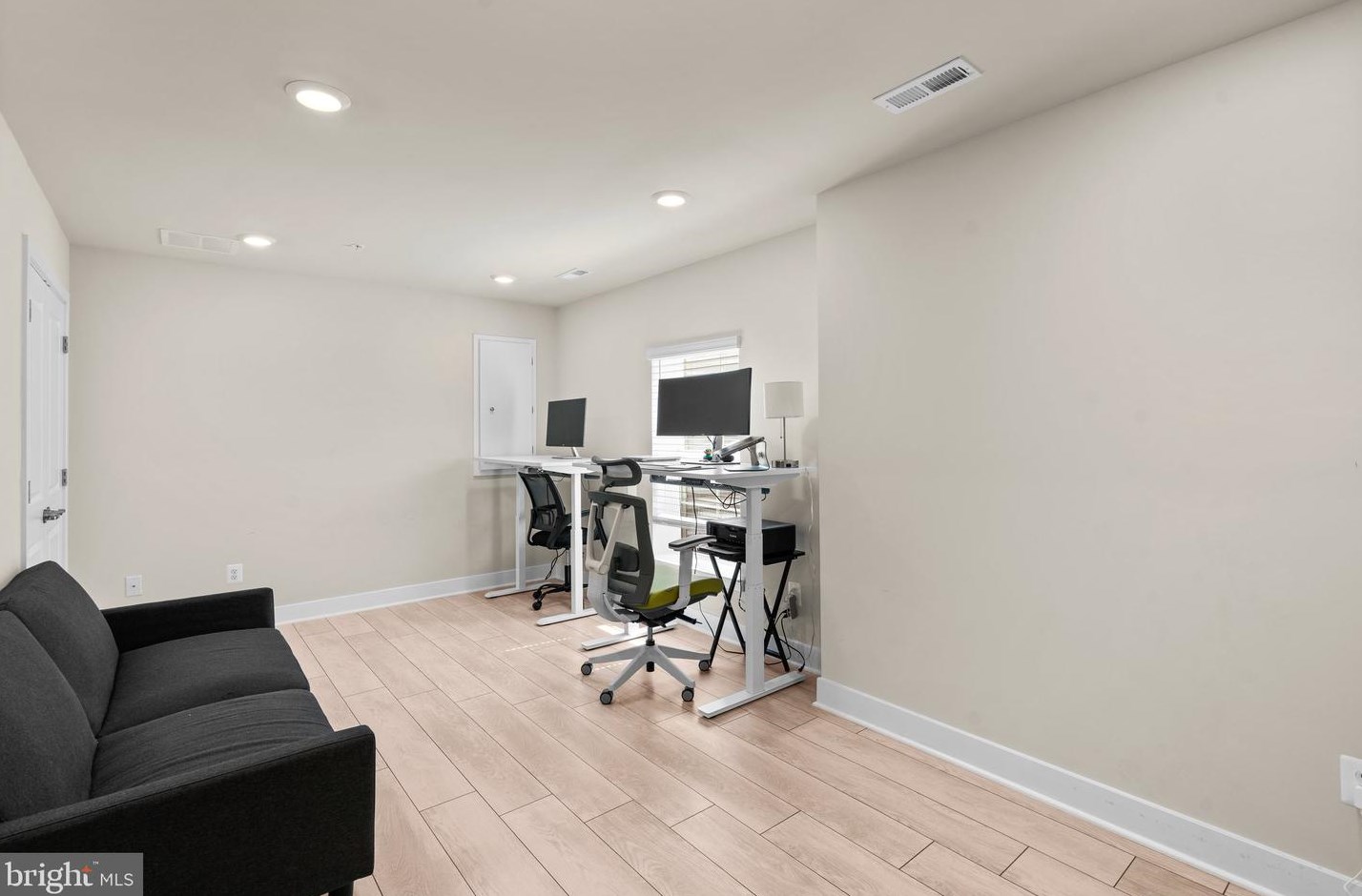 7872 Johnnycake Rd, Baltimore MD 21244-1220 exterior