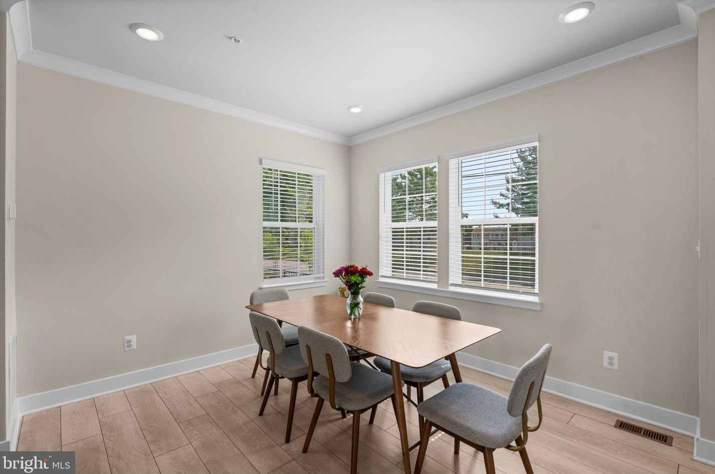 7872 Johnnycake Rd, Baltimore MD 21244-1220 exterior