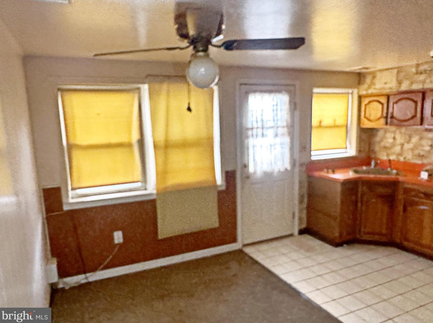 8146 Gray Hvn Rd, Baltimore MD  21222-3450 exterior