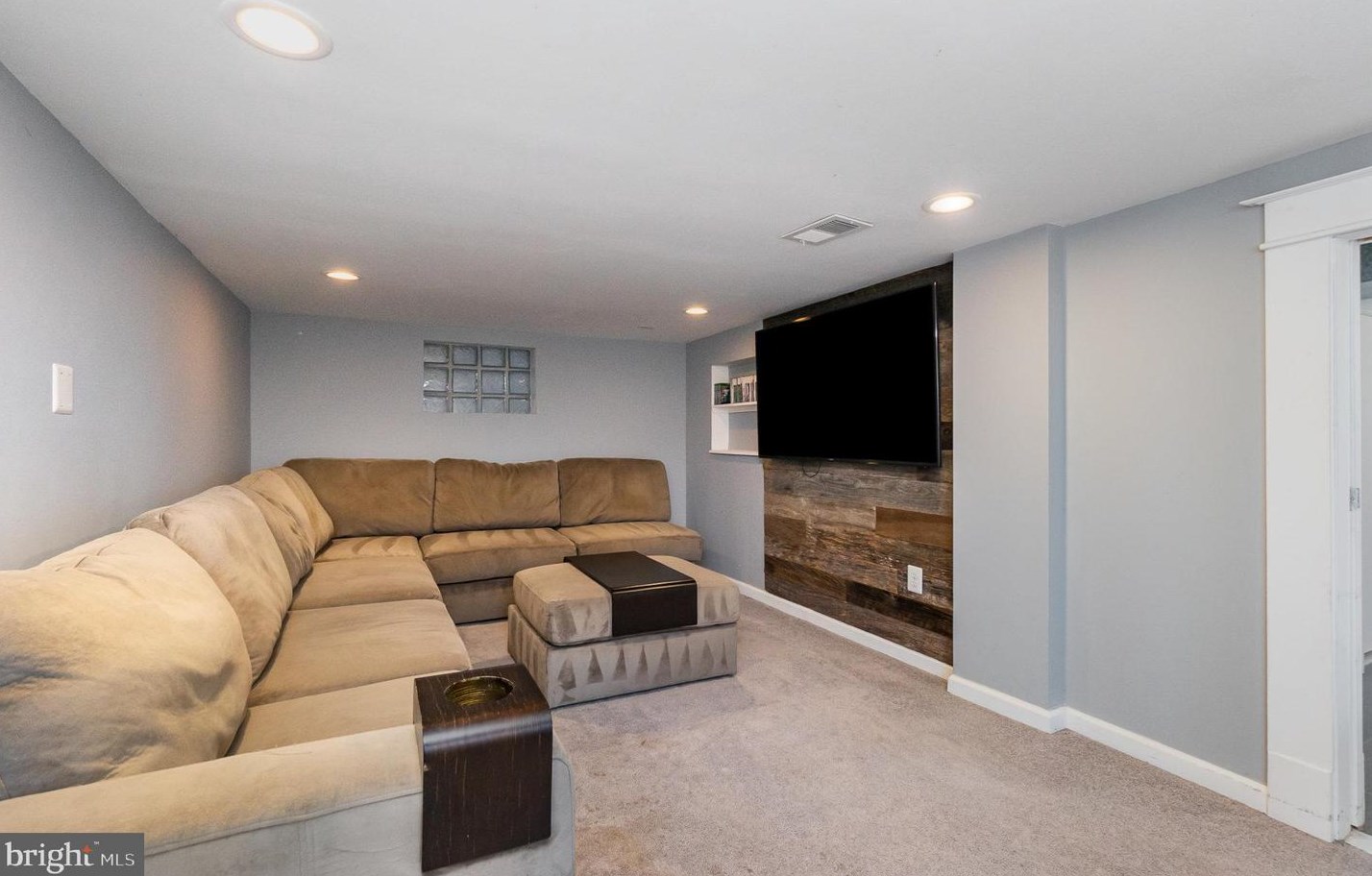 3001 Salisbury Ave, Baltimore MD  21219-1234 exterior