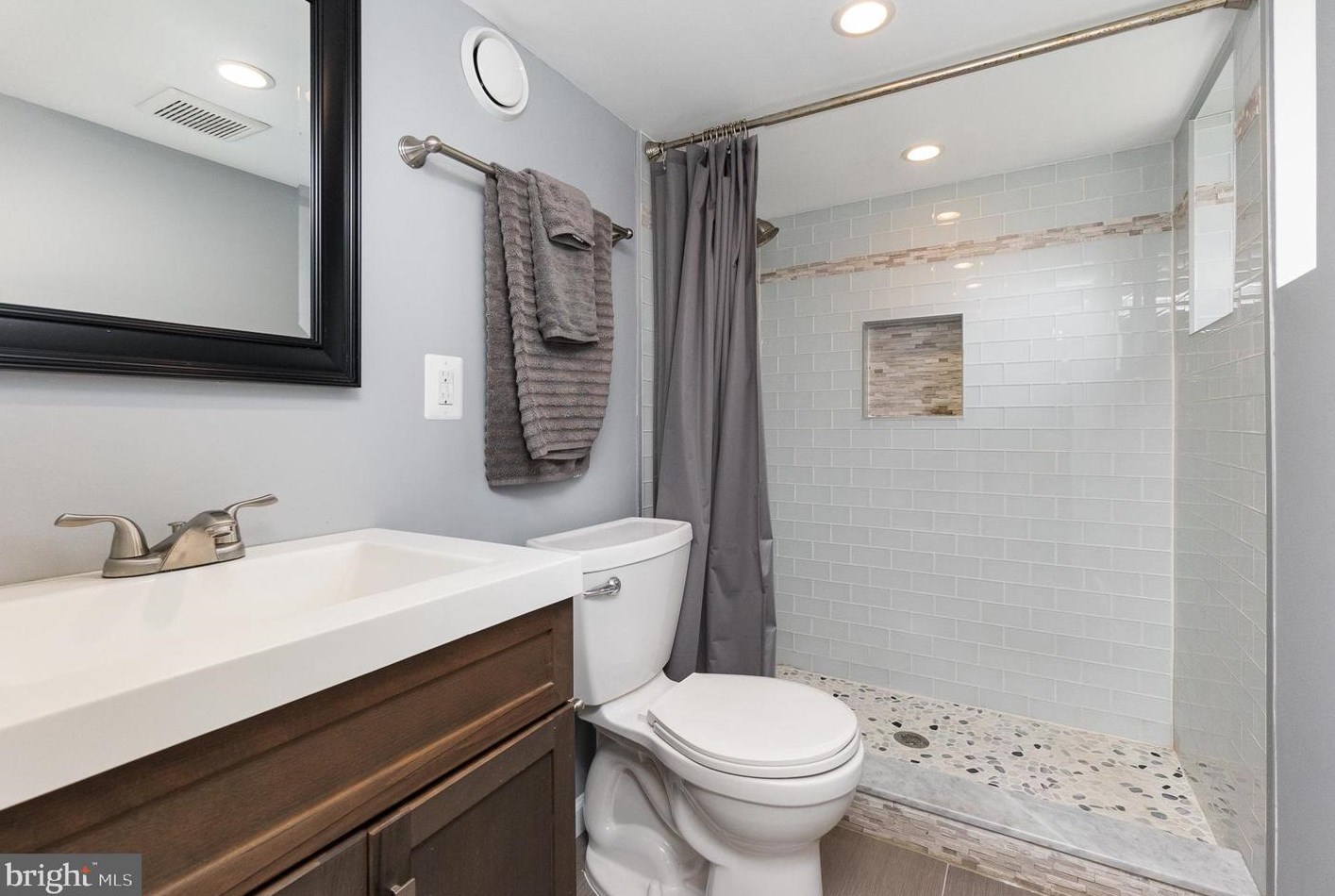 3001 Salisbury Ave, Baltimore MD  21219-1234 exterior