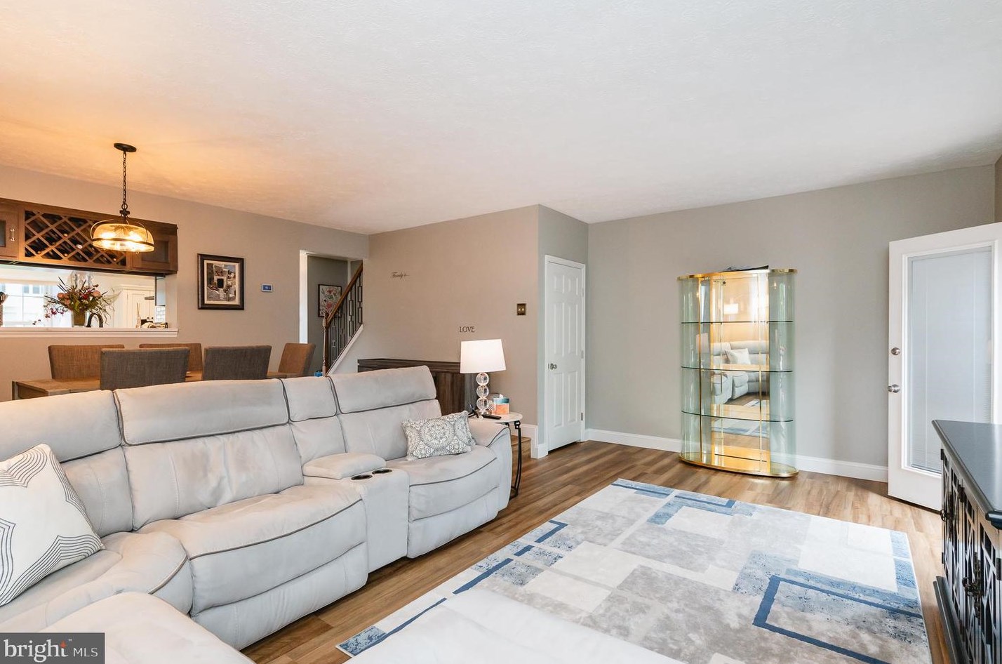 7 Turnmill Ct, Baltimore MD  21236-5554 exterior