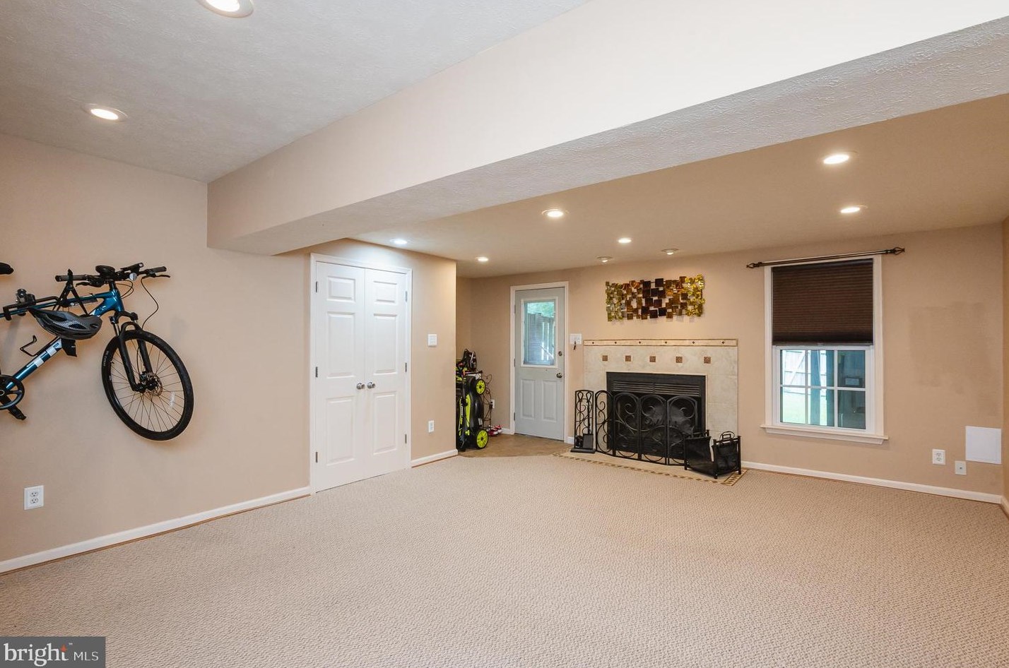 7 Turnmill Ct, Baltimore MD  21236-5554 exterior