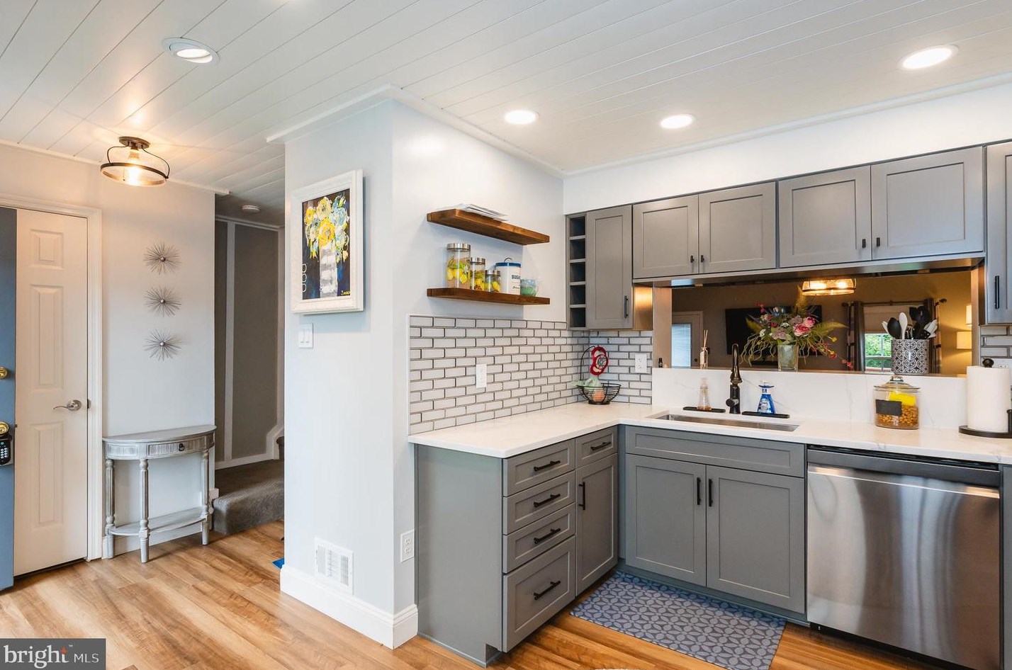 7 Turnmill Ct, Baltimore MD  21236-5554 exterior