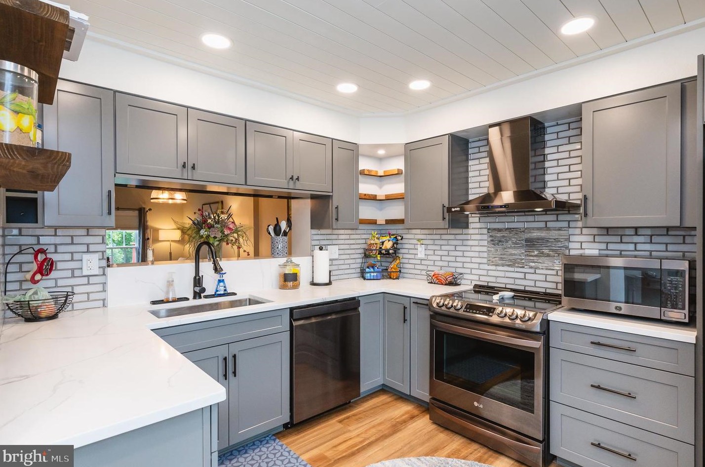 7 Turnmill Ct, Baltimore MD  21236-5554 exterior