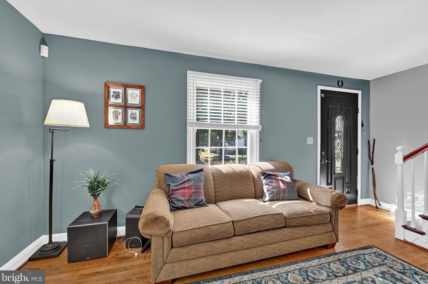 302 Brk Rd, Baltimore MD 21286-5634 exterior