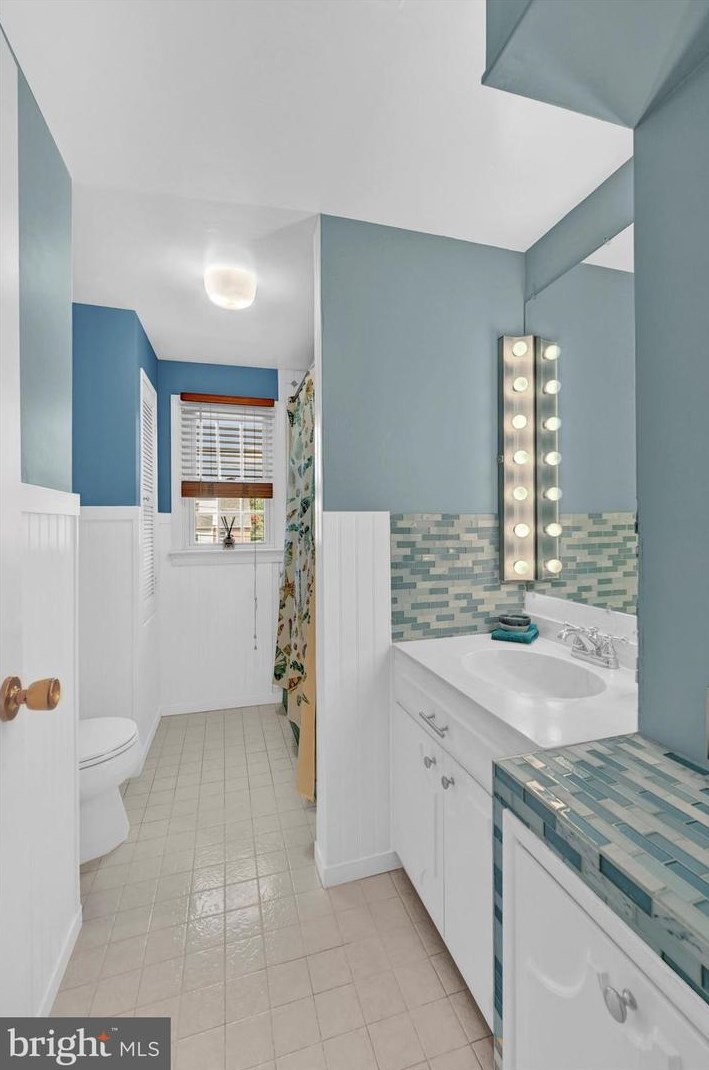 302 Brk Rd, Baltimore MD 21286-5634 exterior