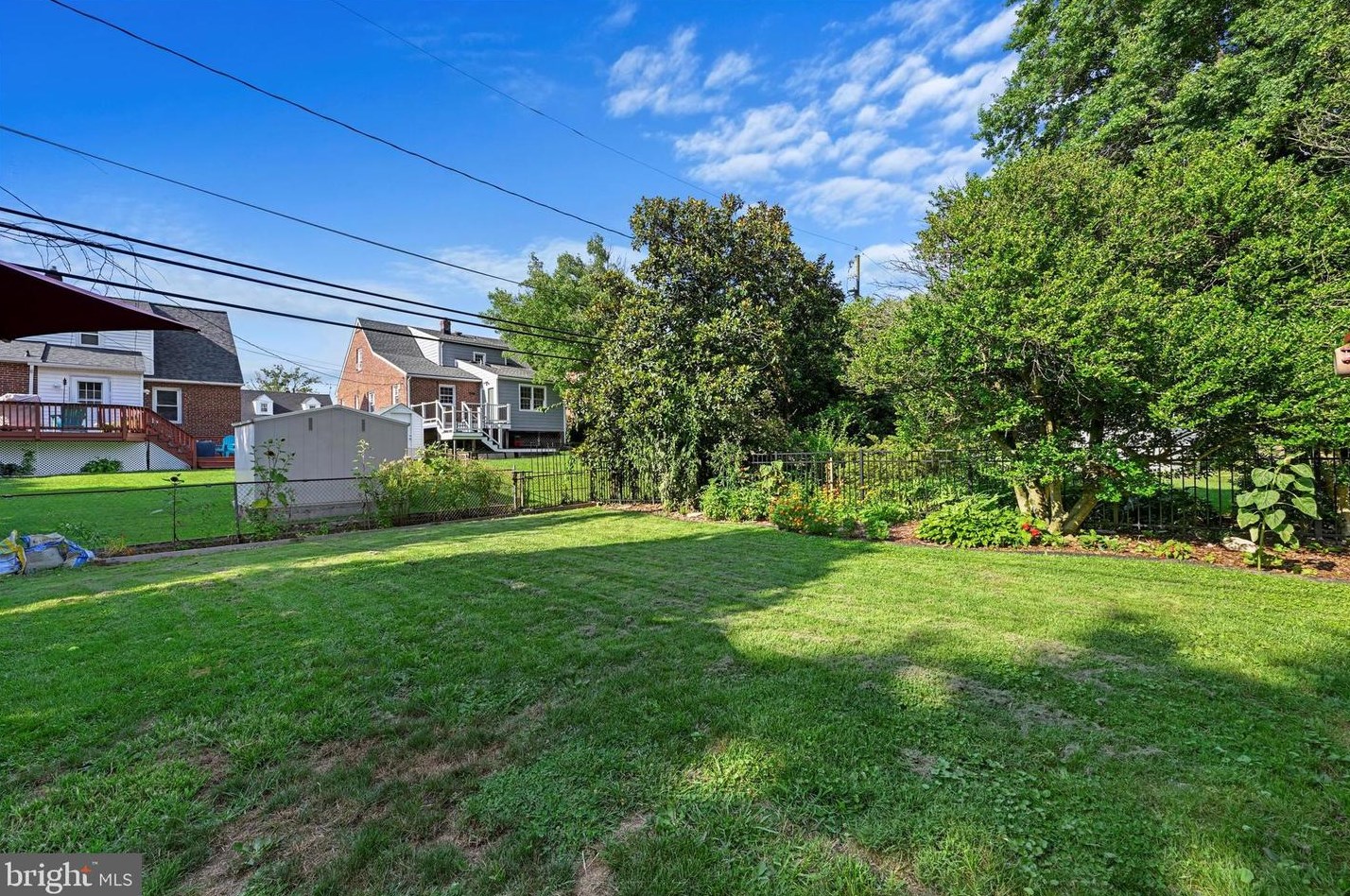 302 Brk Rd, Baltimore MD 21286-5634 exterior