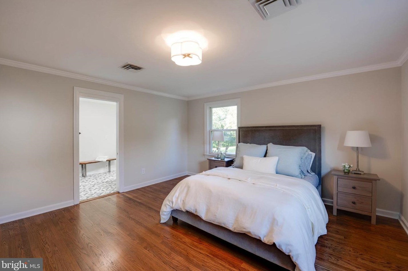 1125 Gypsy Ln, Baltimore MD  21286-1463 exterior