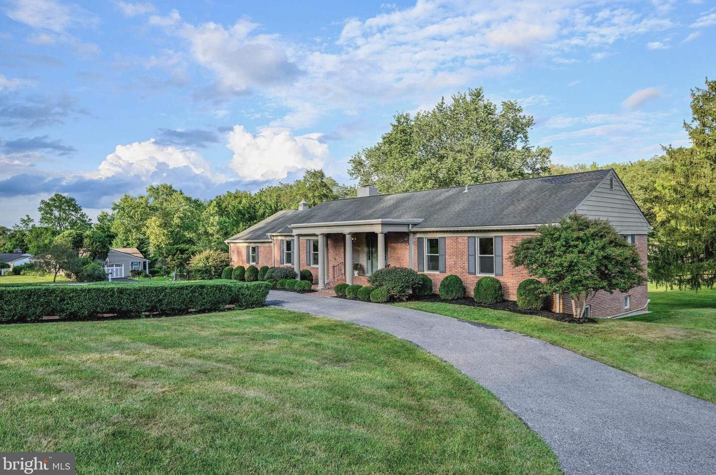 1125 Gypsy Ln, Baltimore MD  21286-1463 exterior