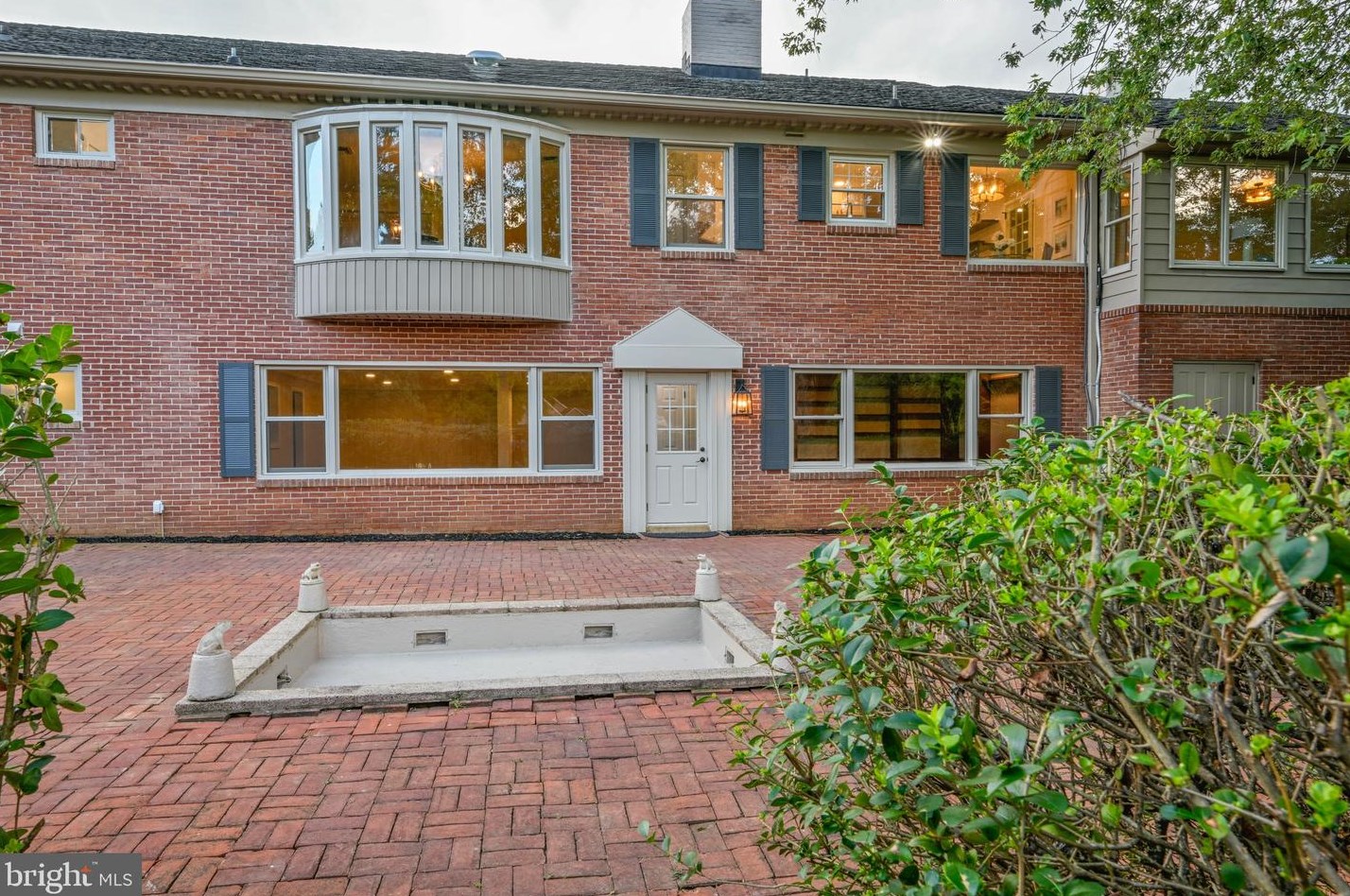 1125 Gypsy Ln, Baltimore MD  21286-1463 exterior