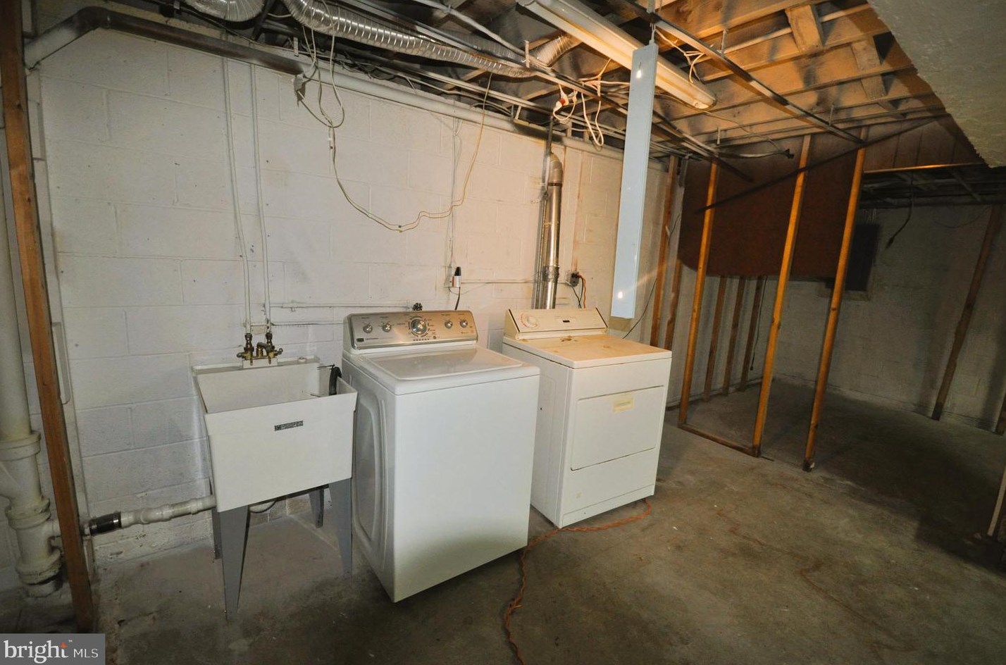 3116 Mt, Baltimore MD  21234-1850 exterior