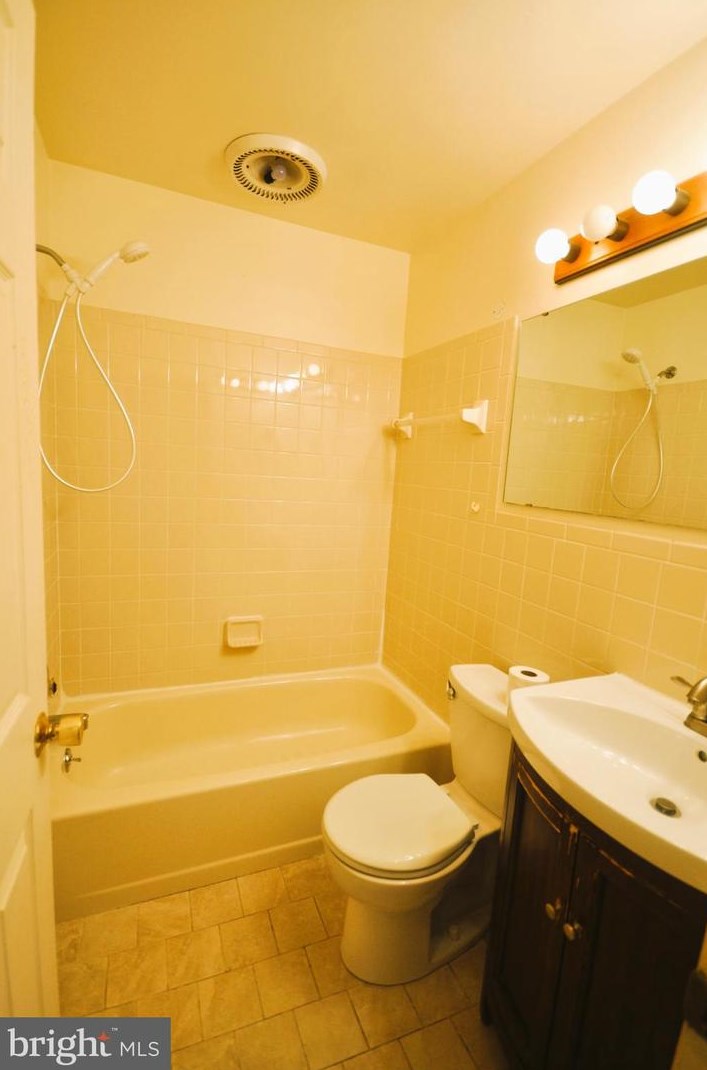 3116 Mt, Baltimore MD  21234-1850 exterior