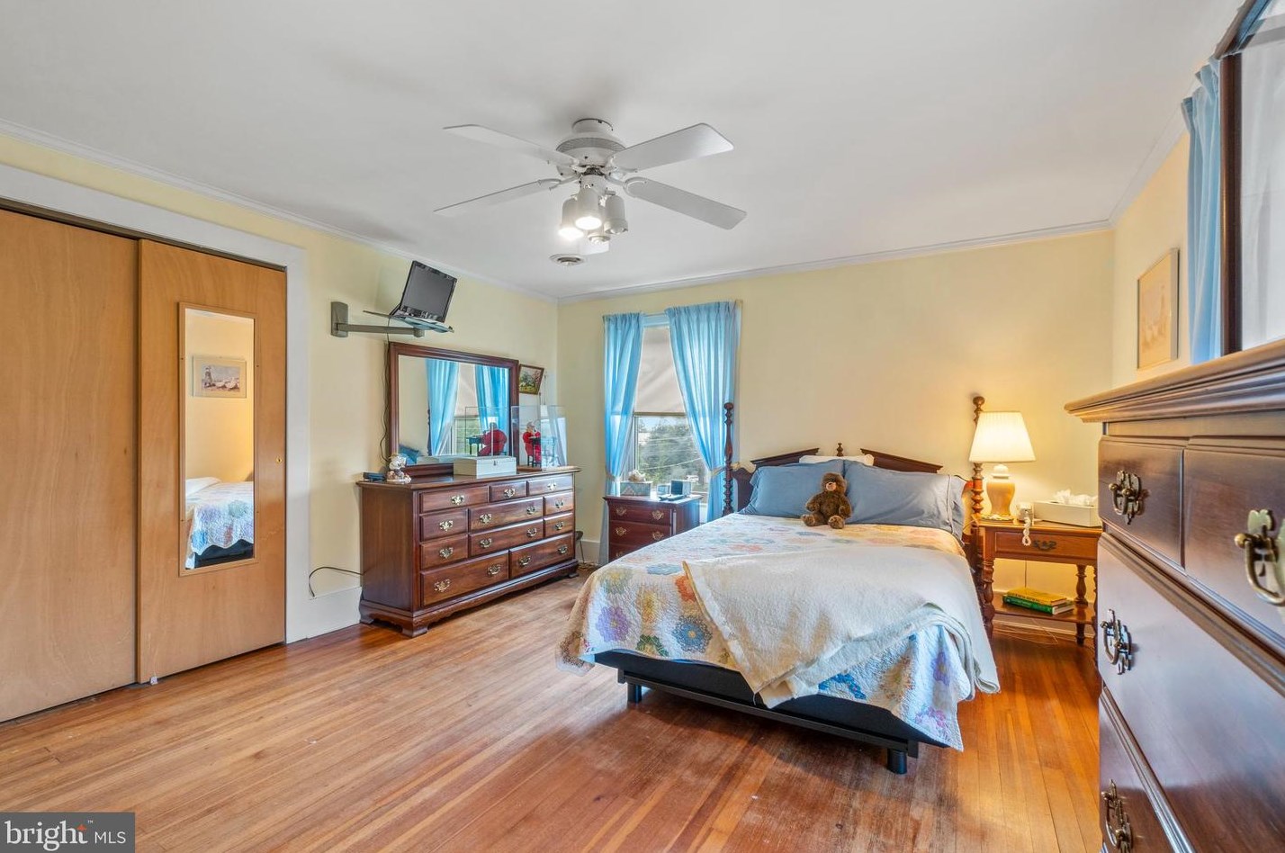 509 Academy Rd, Baltimore MD  21228-1813 exterior