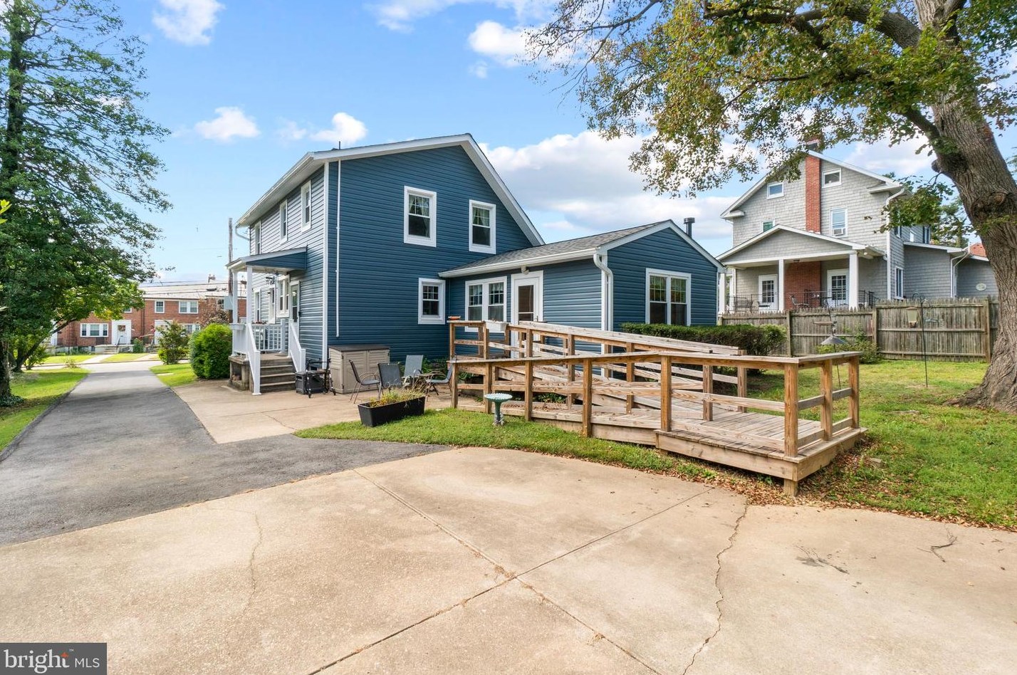 509 Academy Rd, Baltimore MD  21228-1813 exterior