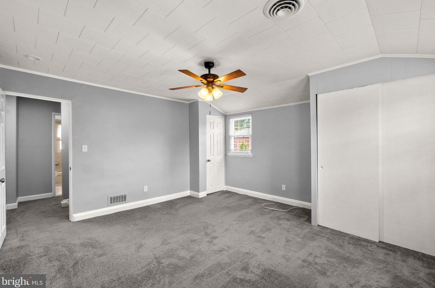 1606 Yakona Rd, Baltimore MD 21286-2348 exterior