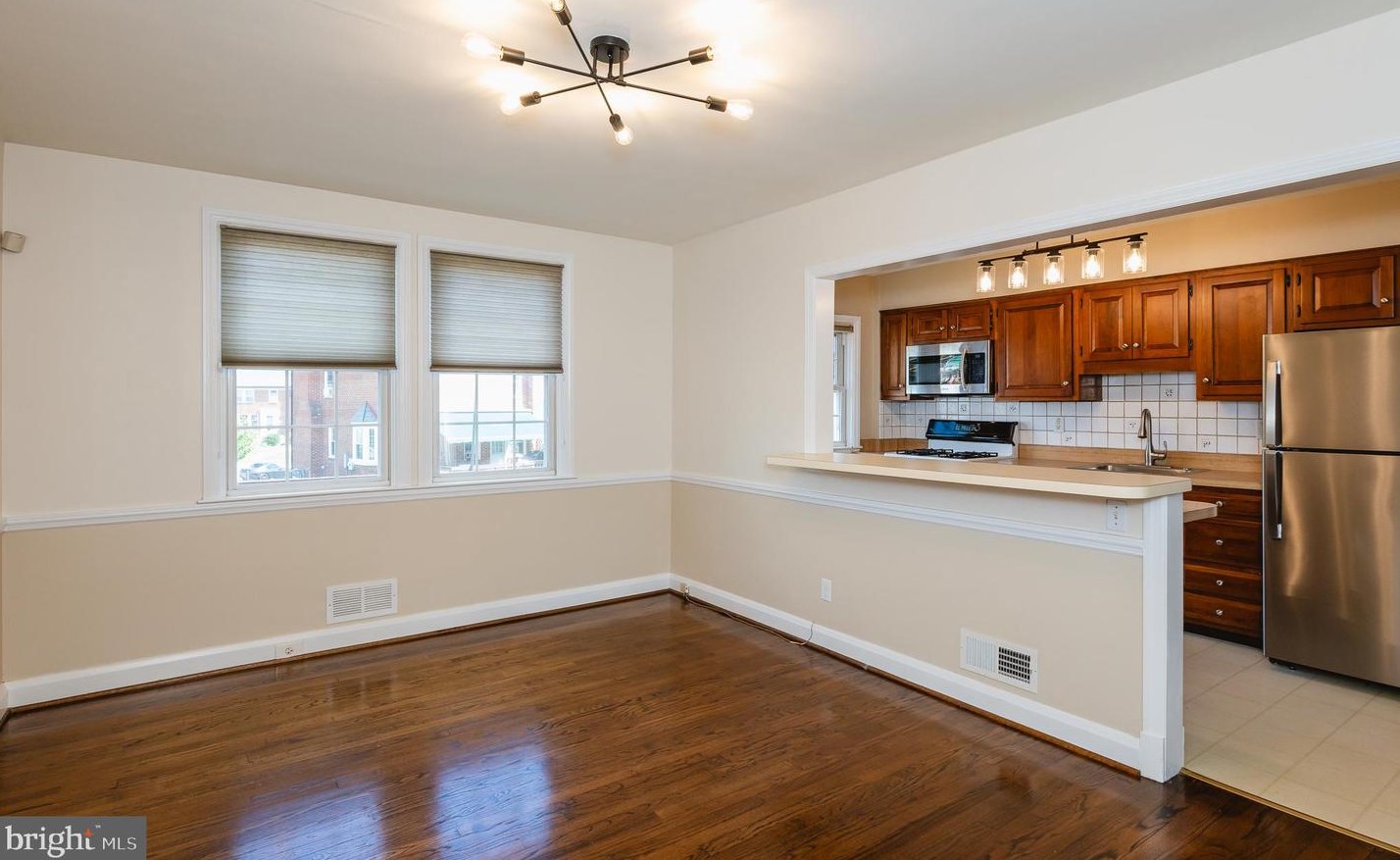 341 Stratford Rd, Baltimore MD  21228-1845 exterior