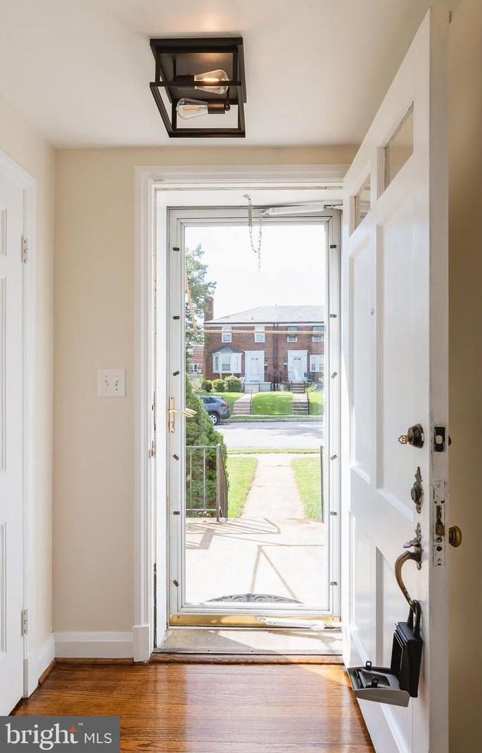341 Stratford Rd, Baltimore MD  21228-1845 exterior
