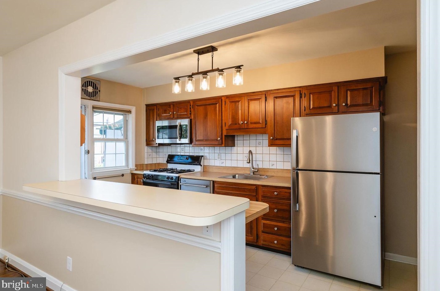 341 Stratford Rd, Baltimore MD  21228-1845 exterior