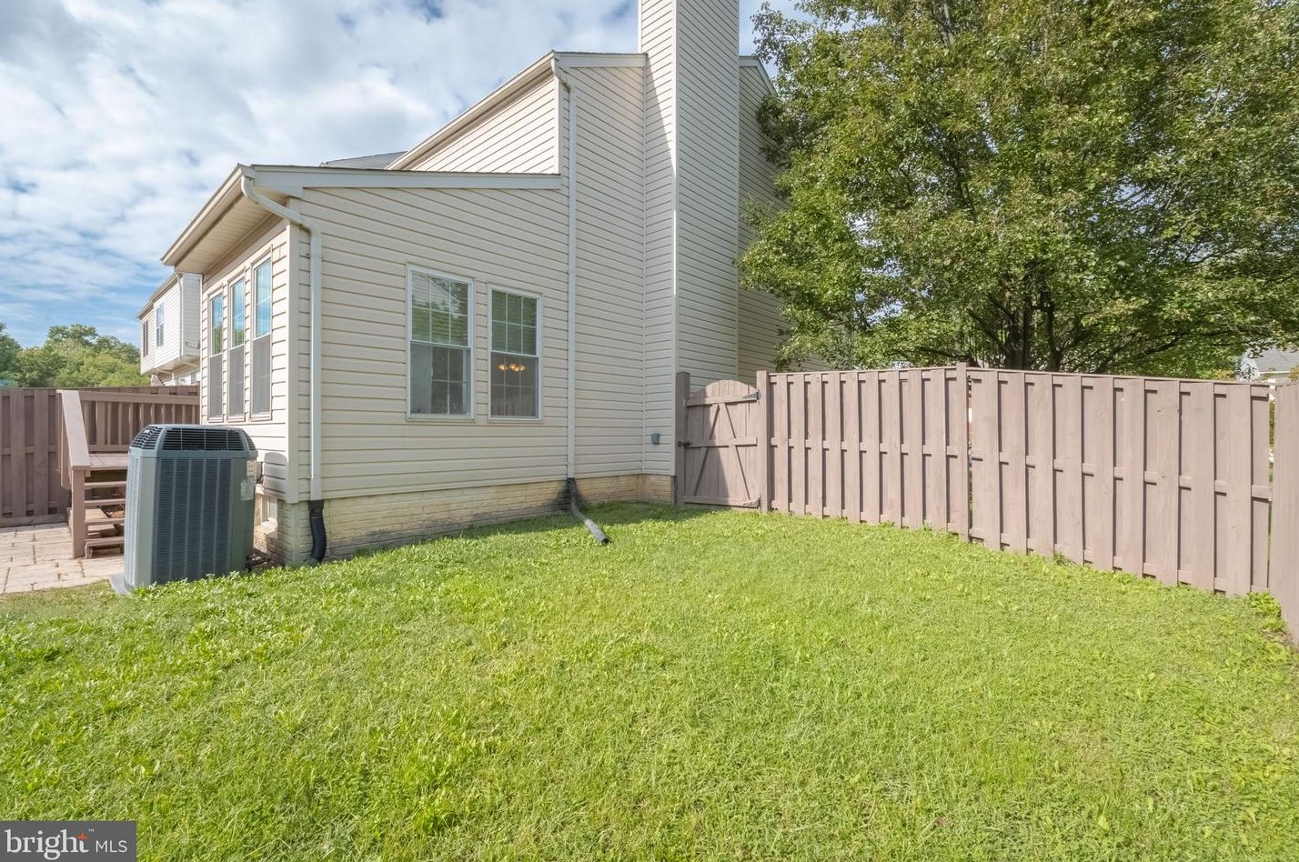 5221 Torrington Cir, Baltimore MD  21237-4904 exterior