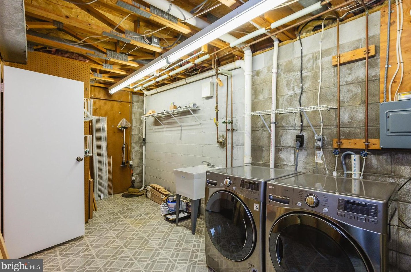 3024 Br Ln, Baltimore MD 21234-1242 exterior