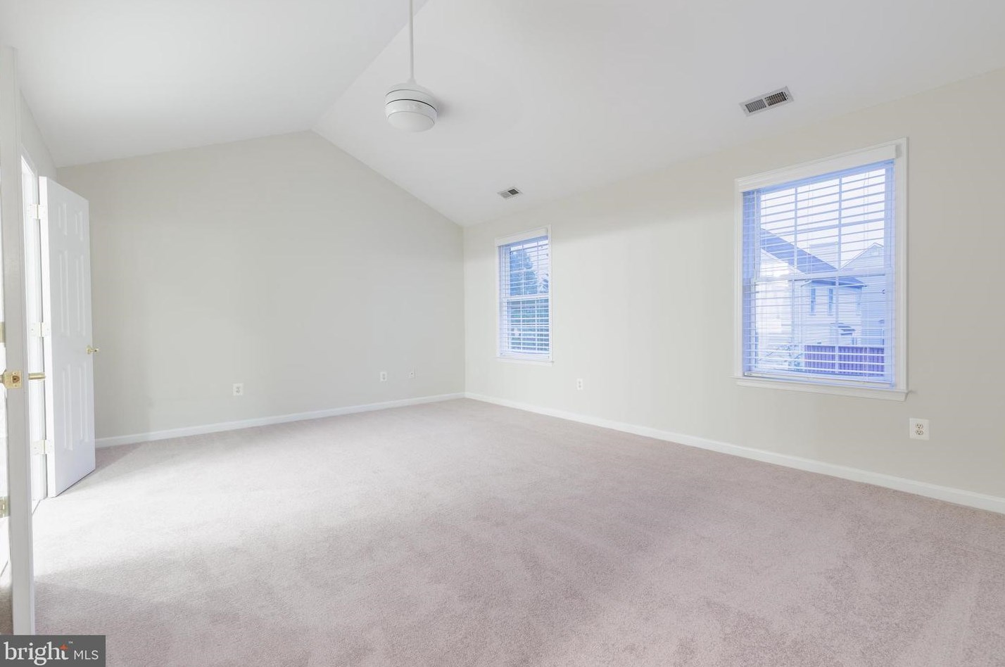 8205 Selwin Ct, Baltimore MD 21237-3363 exterior